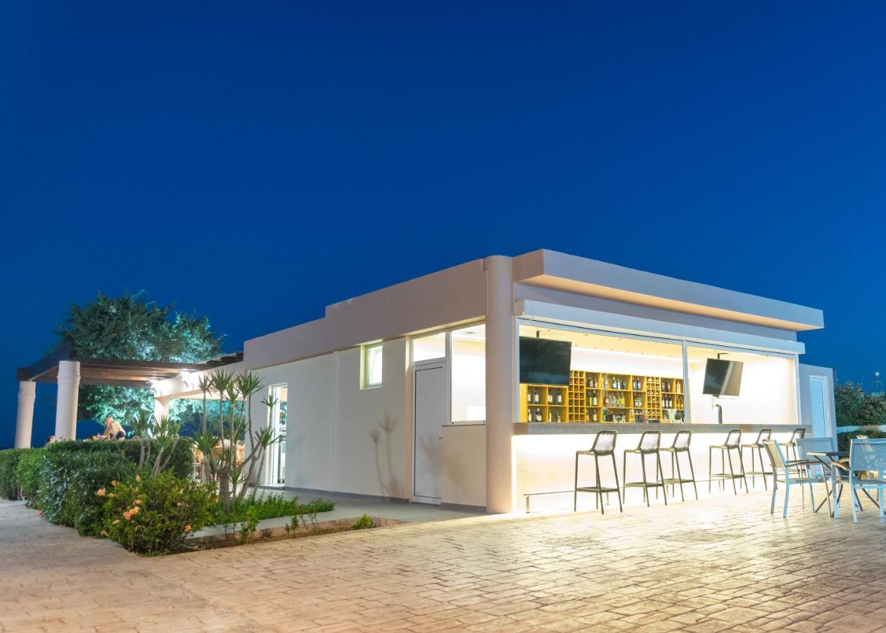 Amaryllis Front Beach Hotel Lárdosz Kültér fotó