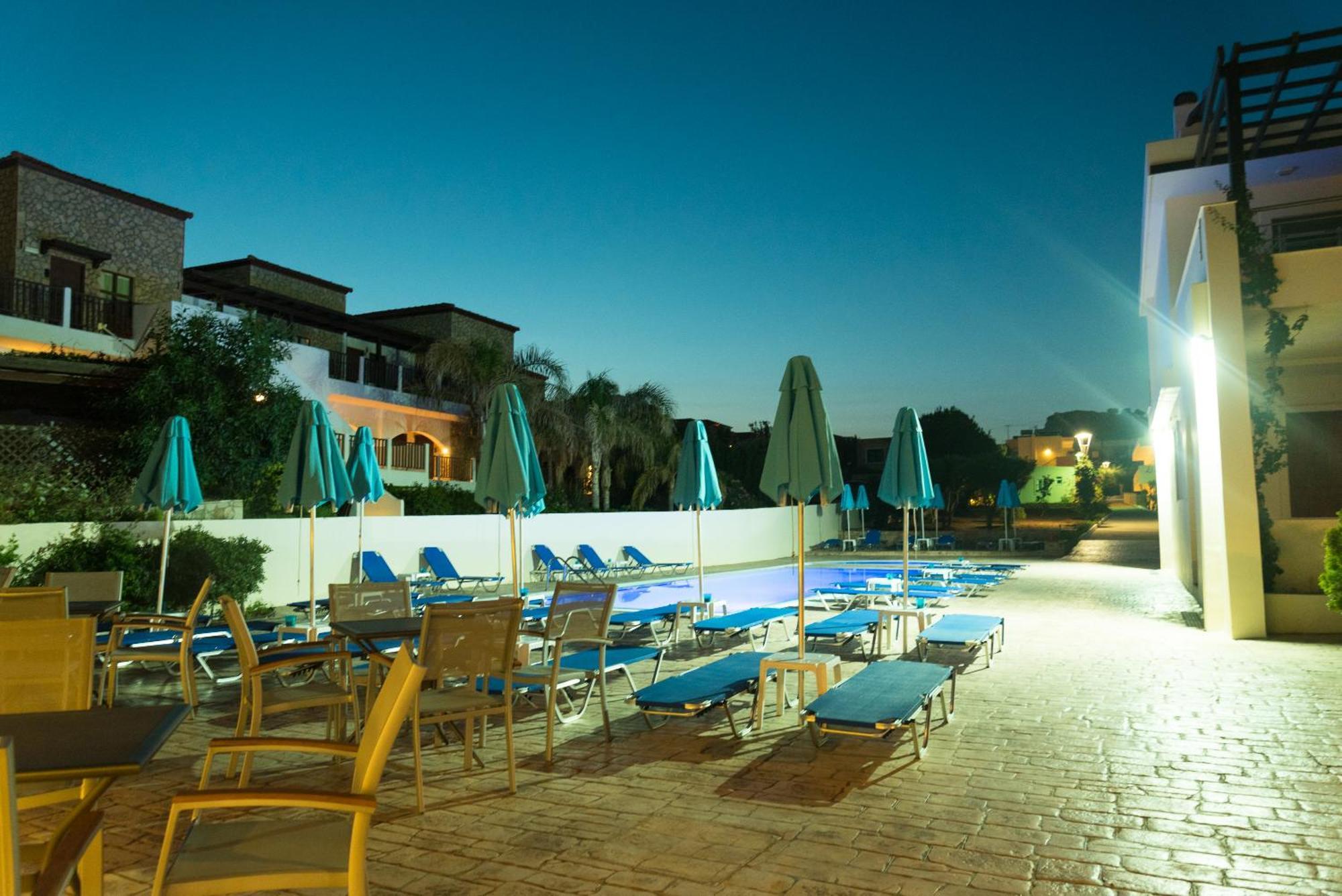 Amaryllis Front Beach Hotel Lárdosz Kültér fotó