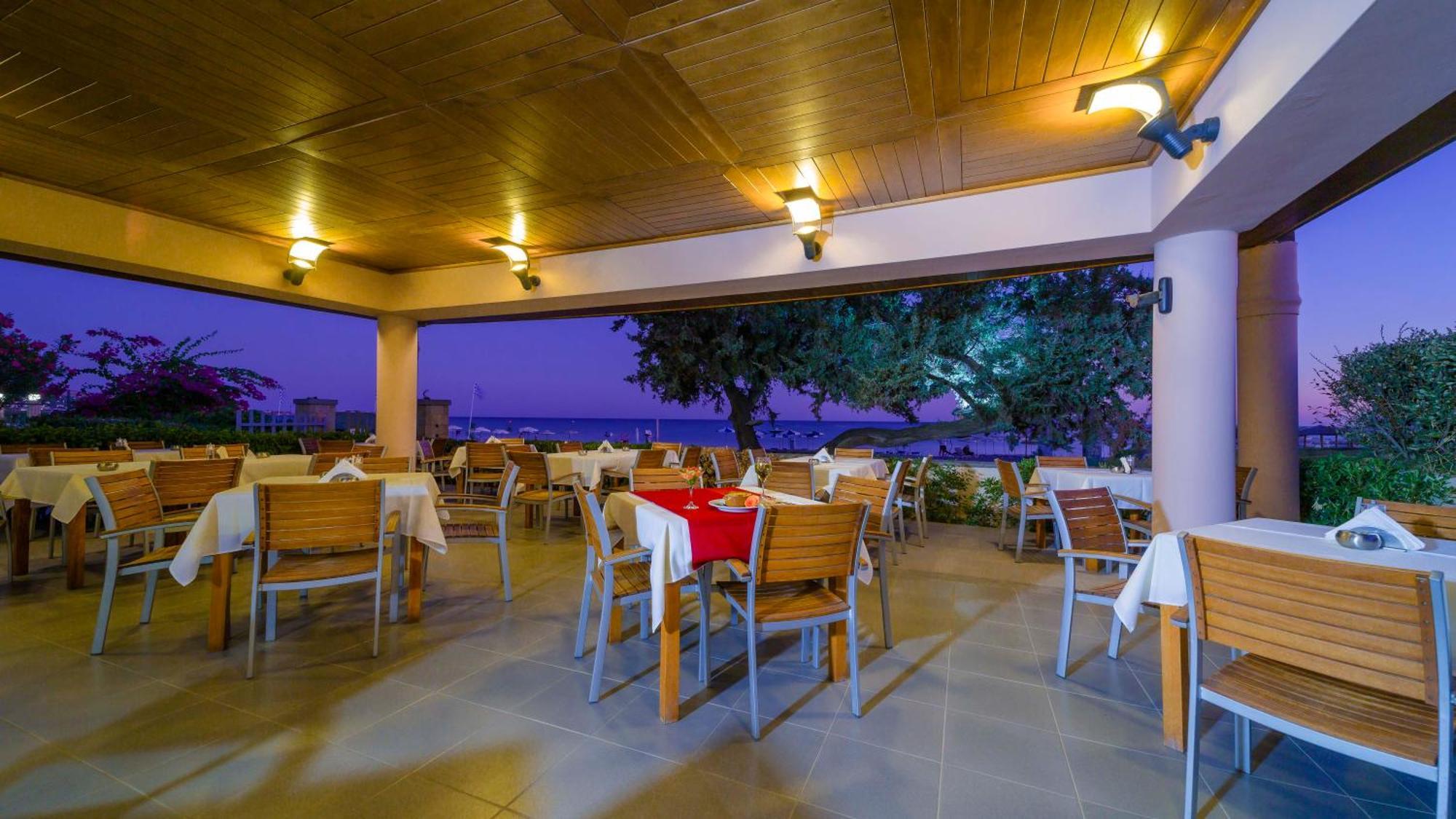Amaryllis Front Beach Hotel Lárdosz Kültér fotó