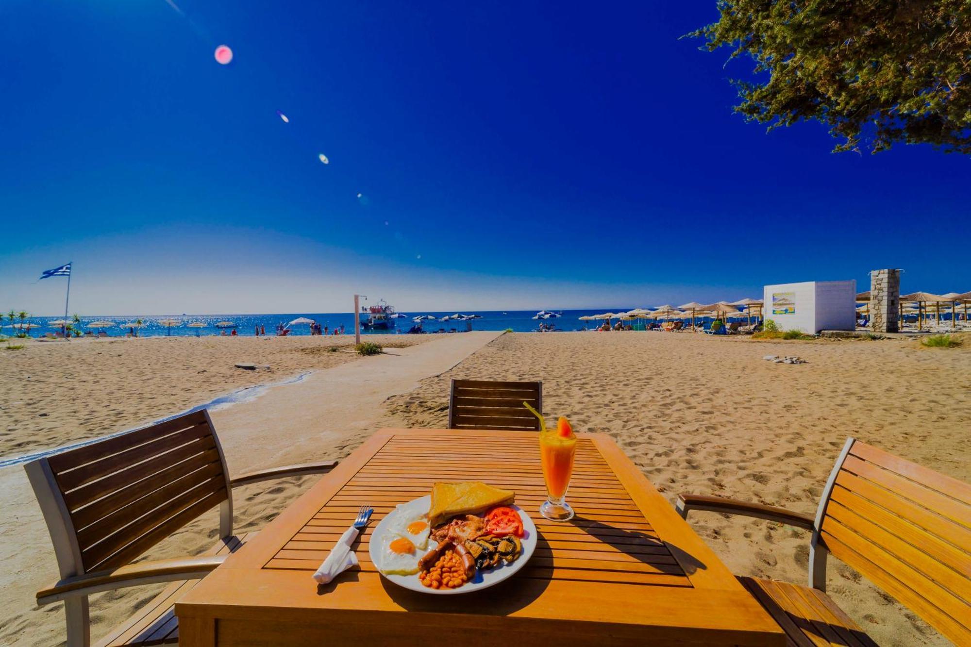 Amaryllis Front Beach Hotel Lárdosz Kültér fotó